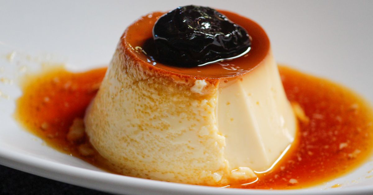 découvrez notre recette facile et délicieuse de flan pâtissier, un dessert onctueux et fondant au four, parfait pour toutes les occasions.