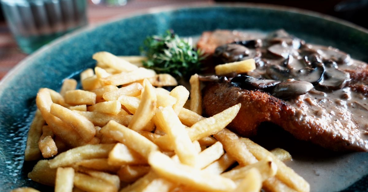 découvrez notre délicieuse sauce forestière, parfaite pour sublimer vos plats avec des saveurs authentiques de la forêt.