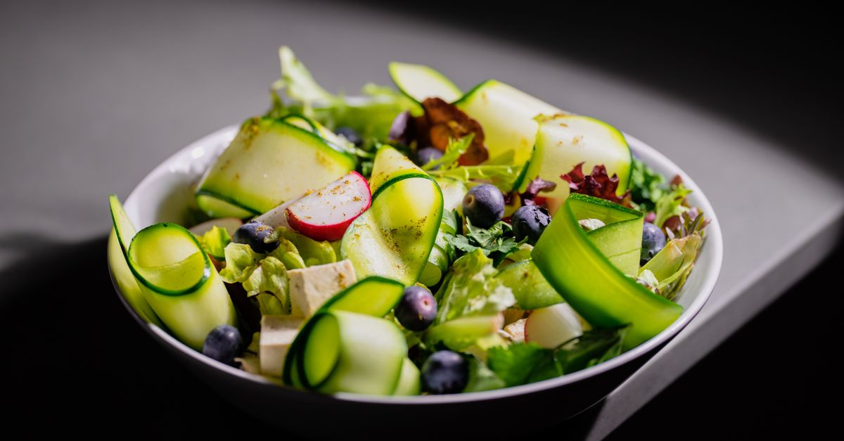 découvrez notre délicieuse tarte aux courgettes et au fromage de chèvre, parfaite pour un repas savoureux et léger.