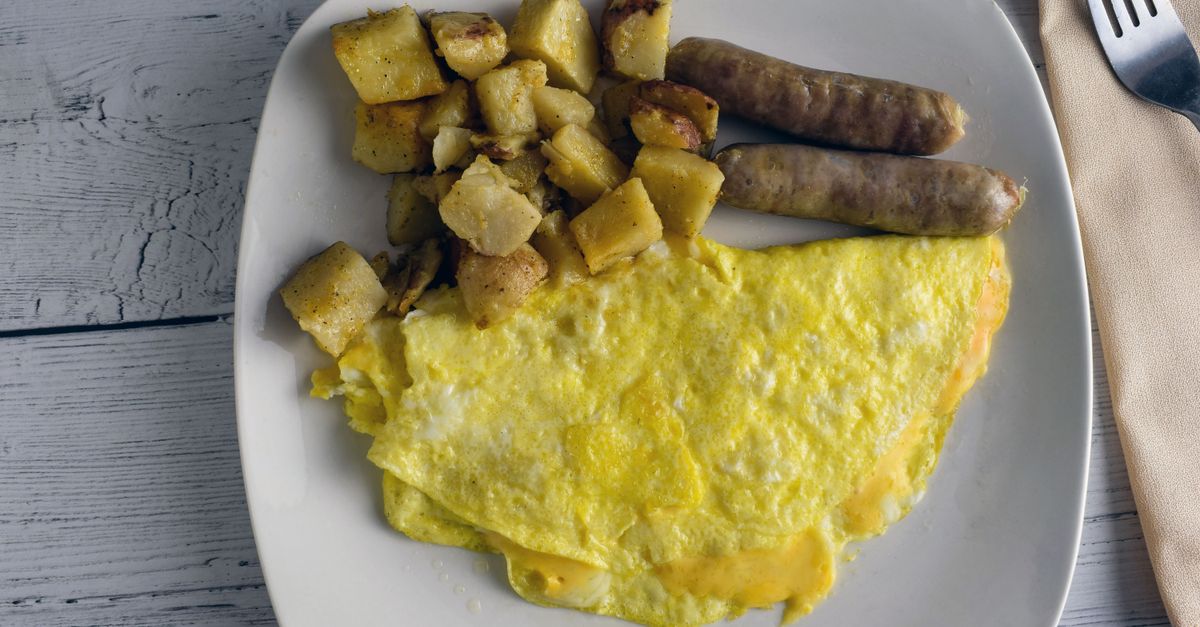 découvrez notre délicieuse recette d'omelette aux pommes de terre, simple et savoureuse, parfaite pour un repas rapide et gourmand.