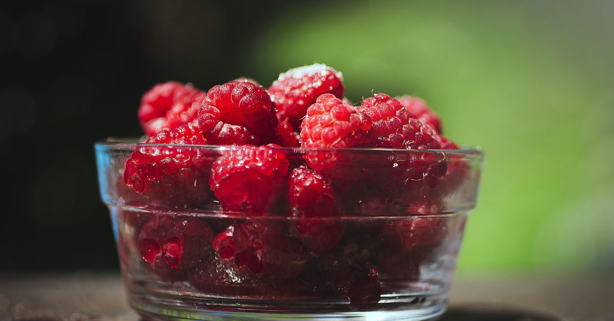 découvrez les bienfaits du vinaigre de framboise : un condiment naturel aux saveurs fruitées, parfait pour vos recettes et votre bien-être.