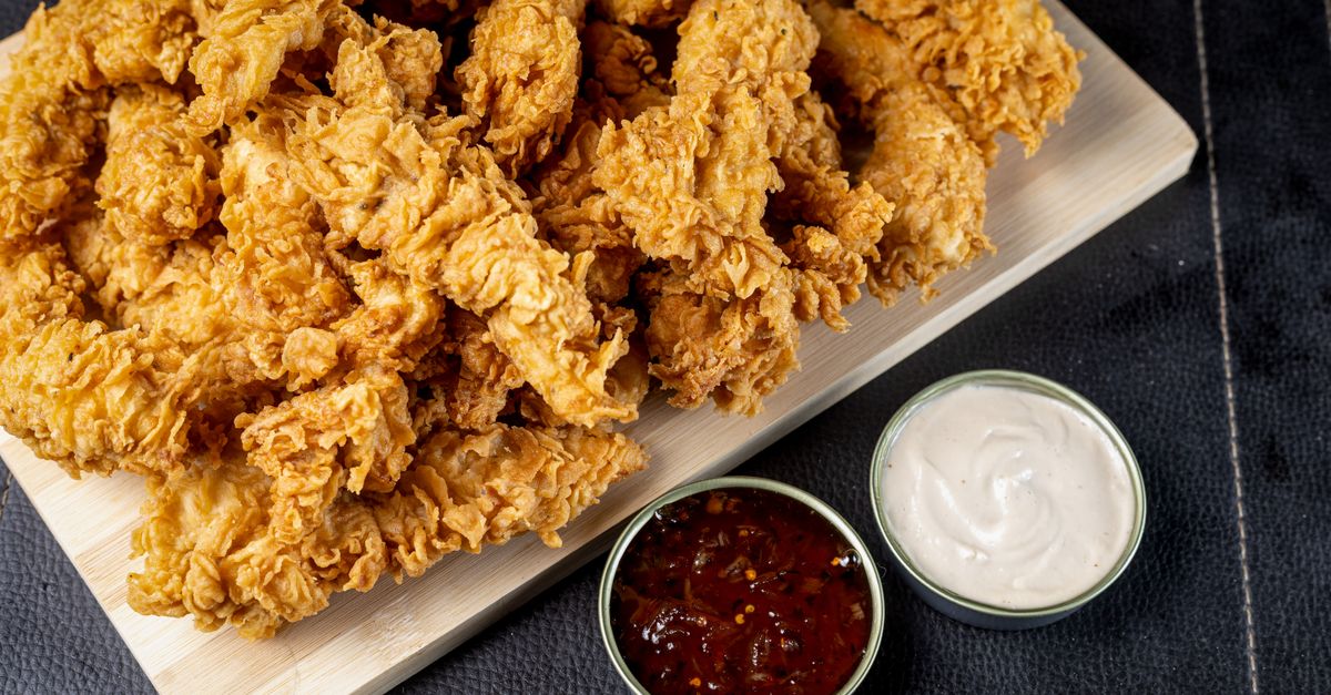 découvrez l'art de la sauce avec 'sauce mastery' : conseils, recettes et techniques pour maîtriser toutes sortes de sauces et sublimer vos plats.