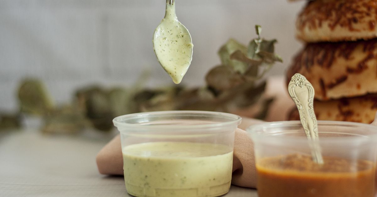 découvrez une sélection délicieuse de sauces savoureuses pour sublimer tous vos plats, des classiques aux créations originales.