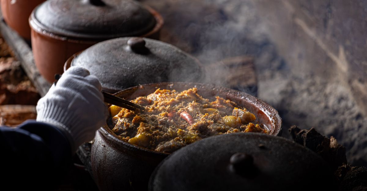 découvrez la recette savoureuse du ragoût de cochon de lait, un plat traditionnel riche en saveurs et parfait pour un repas convivial.
