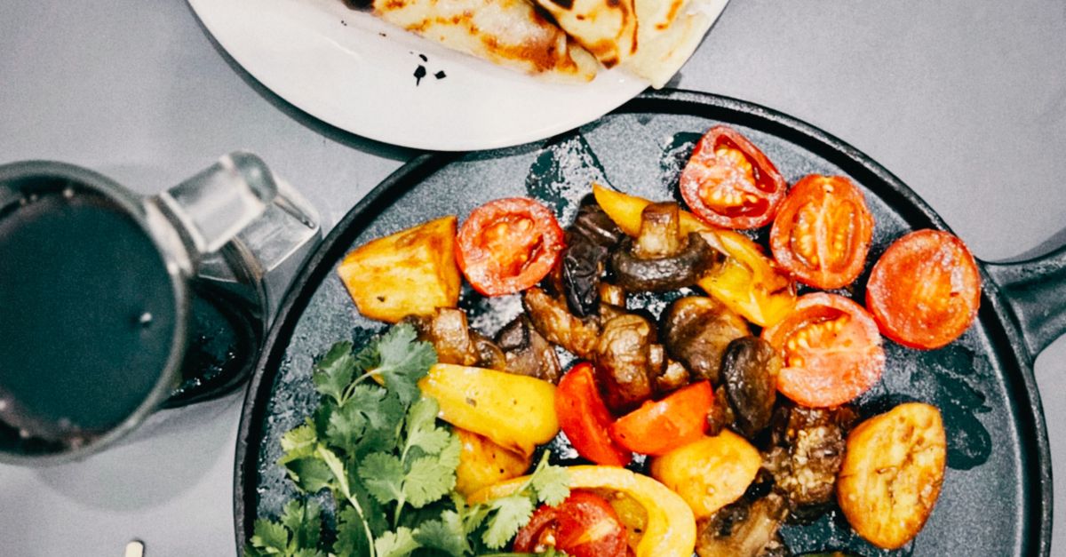 découvrez notre pain aux légumes mêlés, savoureux et nutritif, parfait pour accompagner vos repas ou déguster en snack sain.