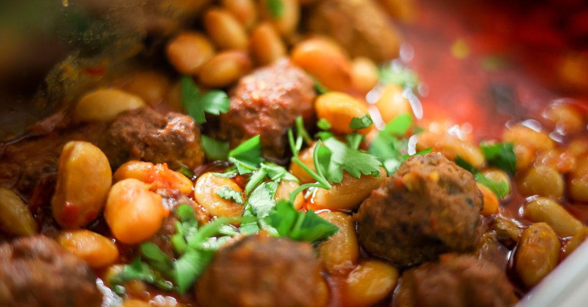 découvrez notre recette savoureuse de ragoût de haricots blancs, un plat réconfortant et nutritif parfait pour toutes les saisons.