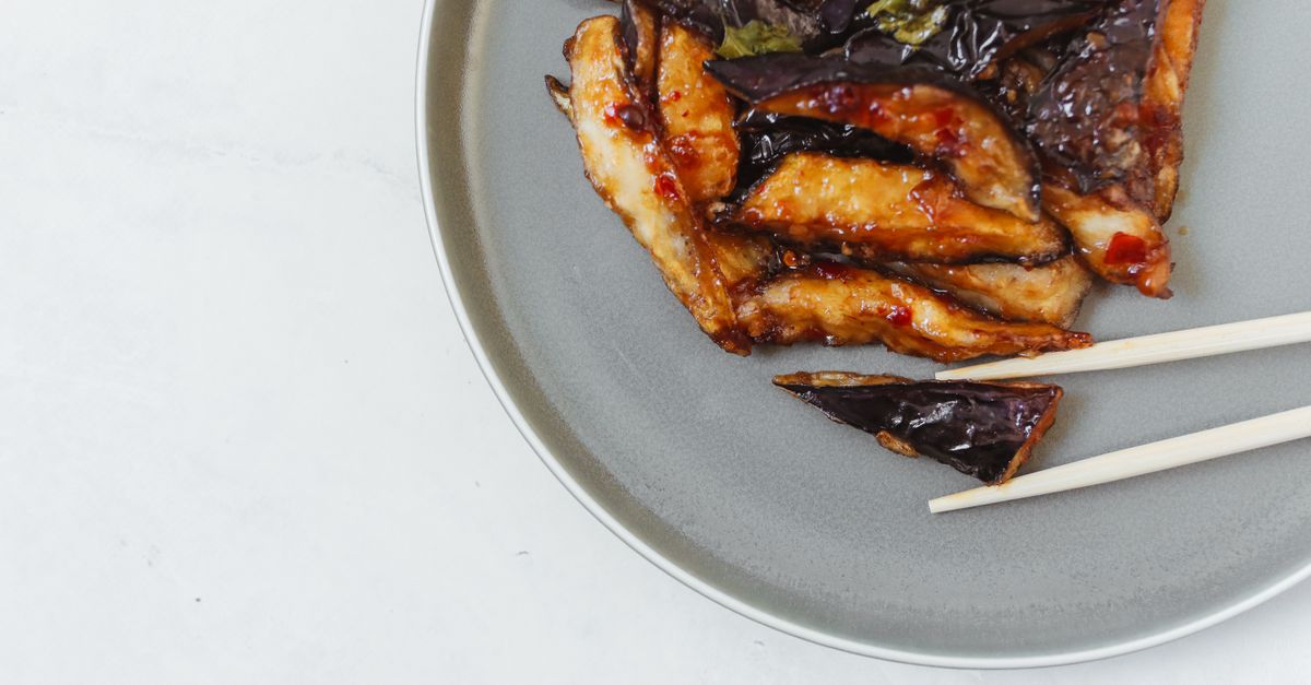 découvrez une délicieuse recette d'aubergine facile à préparer, parfaite pour un repas savoureux et sain.