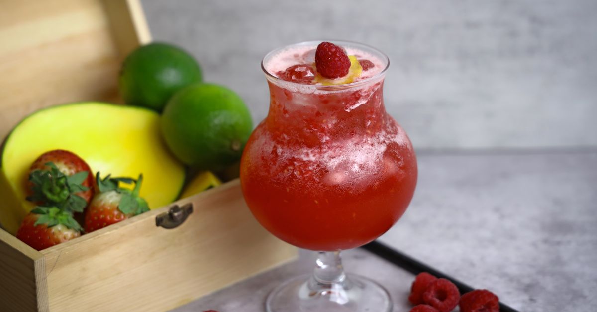 découvrez les bienfaits du jus de framboise : riche en antioxydants, vitamines et fibres, il favorise la santé cardiovasculaire et renforce le système immunitaire.