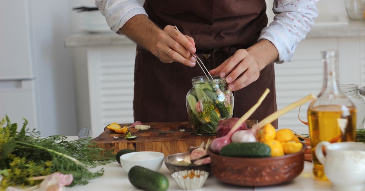 découvrez comment préparer et conserver des bocaux de courgettes faits maison grâce à nos conseils simples et efficaces pour une conservation optimale.